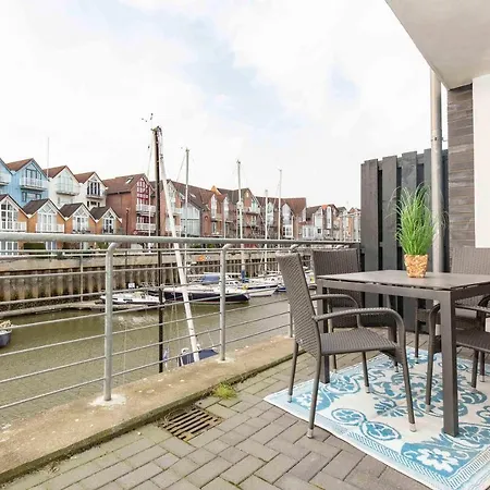 Marina Haus 22_b *